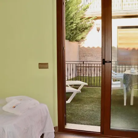 Casa Pueblo Medieval De Casa vacanze *
