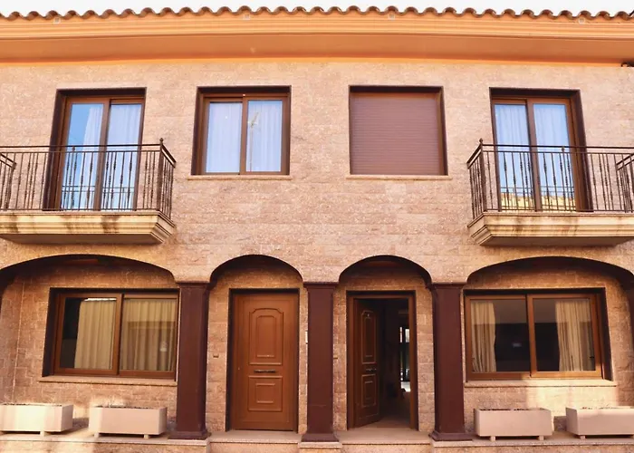 Casa Pueblo Medieval De *