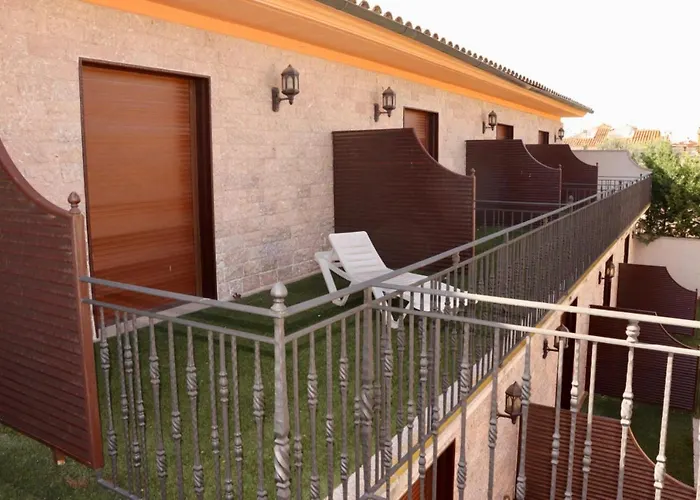 Casa Pueblo Medieval De *